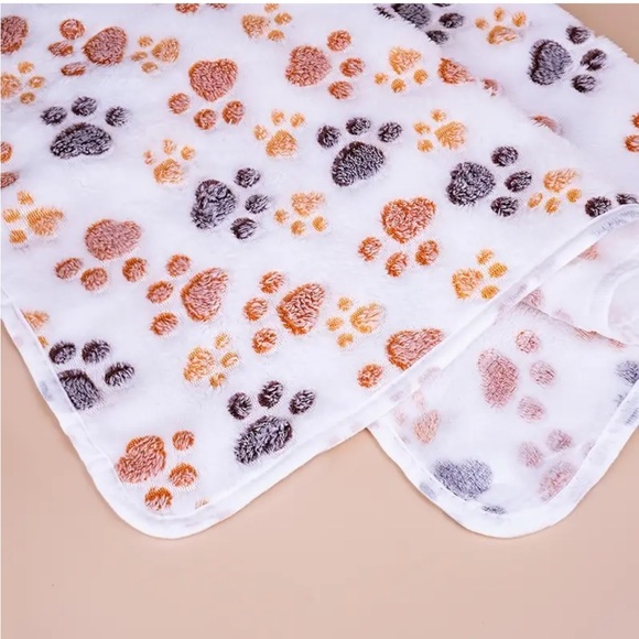 Paw Print Soft Cozy Small Pet Blanket - Picture 6 of 6